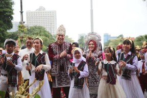 Laporan Polisi Dicabut, Eri Cahyadi Tetap Minta Guru Banting Siswa Disanksi Terberat!