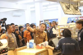 Eri Cahyadi Heran! Minimarket Bayar Pajak Parkir Rp 175.000 per Bulan Padahal Buka 24 Jam