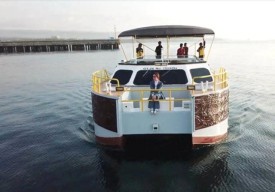 Nikmati Keindahan Pantai Banyuwangi dengan Kapal Listrik Mewah, Cukup Rp 79 Ribu!