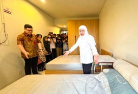Khofifah Tinjau Sekolah Rakyat: Kamar Mandinya Lebih Mewah dari Rumah Saya!