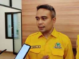 Golkar Sentil Setoran PAD Tak Tembus Rp 600 M: BUMD Jatim Butuh Badan Khusus!