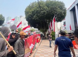Bank Jatim Kembali Didemo: Usut Pansel yang Pilih Diri Sendiri Jadi Komisaris!