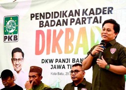 Efisiensi Anggaran Lanjut di 2026, Komisi C Desak Khofifah Revitalisasi BUMD!