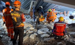 Sidoarjo Minta Bantuan, Eri Cahyadi Respons Cepat Kirim Tim Rescue ke Al Khoziny