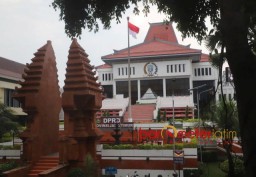 DPRD Jatim Coret Anggaran Kunjungan Luar Negeri Rp 19 M, Cermati! Digeser ke Mana?