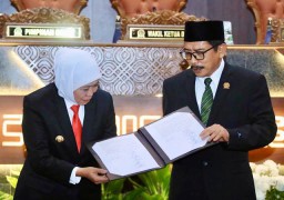 DPRD Jatim Setujui P-APBD 2025, Belanja Daerah Meroket Jadi Rp 32,99 Triliun!