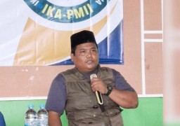 Ansor: Bawean Butuh Transportasi Laut yang Aman, Bagi-bagi Sembako Bukan Solusi!