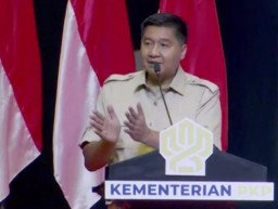 Menteri PKP: Saya Percaya Ibu Khofifah, Masyarakat Jatim Percaya Enggak?