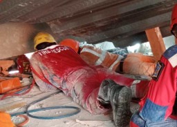 Dramatis! Cerita Tim Rescue Surabaya Evakuasi Santri Korban Tragedi Al Khoziny