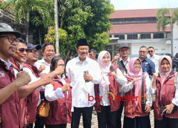 BLTS Sasar 35 Juta KPM, Gus Ipul: 33 Juta Penuhi Syarat, Terus Berproses!