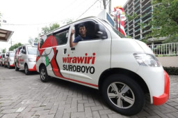 Oknum Petugas Wira Wiri Suroboyo Terciduk Main Pungli, Nih Sanksi dari Eri Cahyadi!