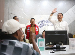 Gebrakan Antirasuah Berbuah Manis, 4 PD Pemkot Surabaya Terima Predikat WBK