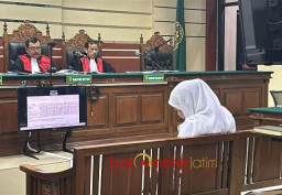 Khofifah Bantah Terima Fee Hibah 30%, PH Terdakwa: Kesaksiannya Belum Pasti Betul!