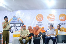 Posko Mudik PKS Jatim Manjakan Pemudik, Bisa Ngopi hingga Pijat Gratis!