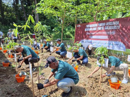 Festival Alam Lestari Tuban, RPS Tanam Pohon dan Tebar Puluhan Ribu Benih Ikan