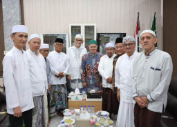 Rais Aam Minta Muktamar ke-35 Digelar 1-5 Agustus, Ketum PBNU Patuh!