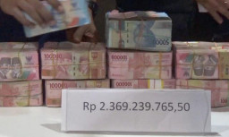 Tak Berhenti di 3 Tersangka, Kejati Buru Roy dalam Pungli di ESDM Jatim!