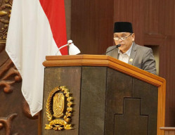 Pengangguran di Pusat Pertumbuhan Ekonomi, PKB: Khofifah Berputar pada Retorika!