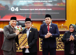 SiLPA Pemkot Surabaya Rp 516 M Dipakai untuk Apa? Ini Penjelasan Eri Cahyadi!