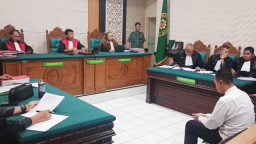 Penggelapan Kasur di Sidoarjo Divonis 2 Tahun, Korban Kecewa: Terlalu Ringan!