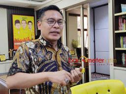 Reklame di RTH, DPRD Surabaya: Jangan Hanya Kejar PAD, Sertai Wajib Rawat Taman!