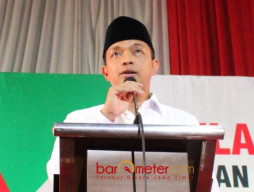 Catatan Gus Hans: Muktamar yang Tak Berdaya di Depan Istana
