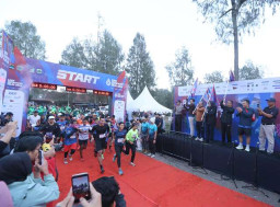 Geopark Run Series Dimulai dari Banyuwangi, 839 Pelari Susuri Gunung Ijen