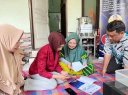 Didampingi Umsida, UMKM di Sidoarjo Beralih dari Pembukuan Manual ke Aplikasi