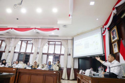 Imbas PRT Dijerat Denda, Eri Cahyadi Sisir dan Tindak Tegas P3RT Tak Berizin!