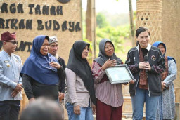 500 Orang Tua Pinggir Hutan Banyuwangi Lanjutkan Pendidikan, Semangat Masih Menyala!