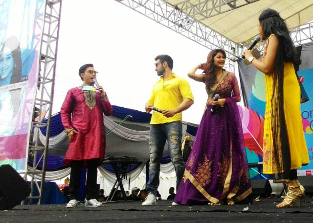 Lonceng Cinta Berdentang di Parkir LotteMart