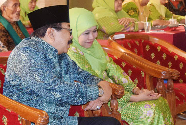 Cari Cagub Potensial, Pakde Karwo Tunggu Khofifah