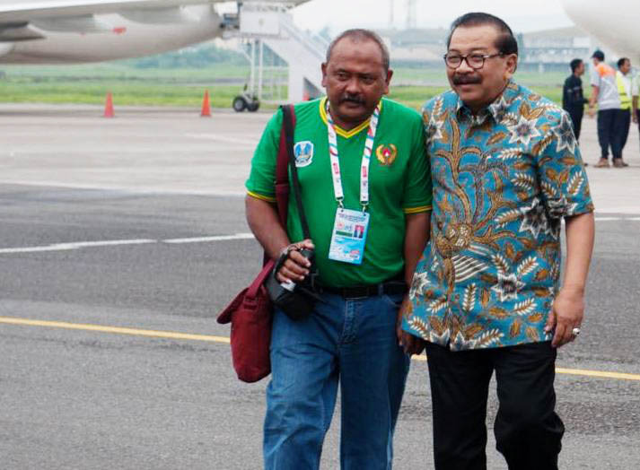 Sosok Kontroversial, Penelor Atlet Kaliber Internasional