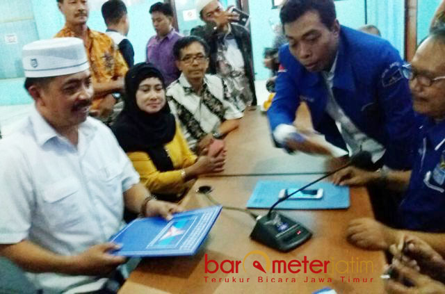 Keturunan Gubernur Suryo Ikut Penjaringan Demokrat