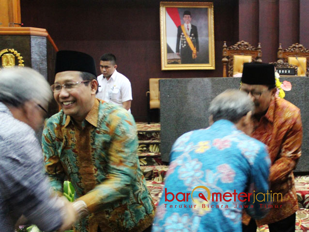 Tarif Bawah, Gubernur Beda dengan Kemenhub