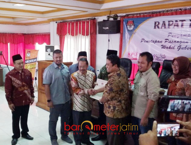 Duel Klasik Pilgub Jatim Dimulai: Khofifah Versus Gus Ipul