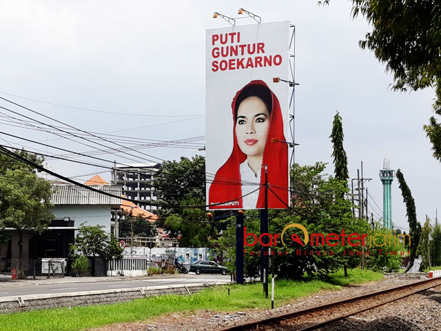 Pelanggaran APK di Depan Mata, Bawaslu Jatim Tak Berdaya