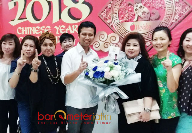 Hadiri Perayaan Cap Go Meh, Emil-Arumi Disambut Meriah