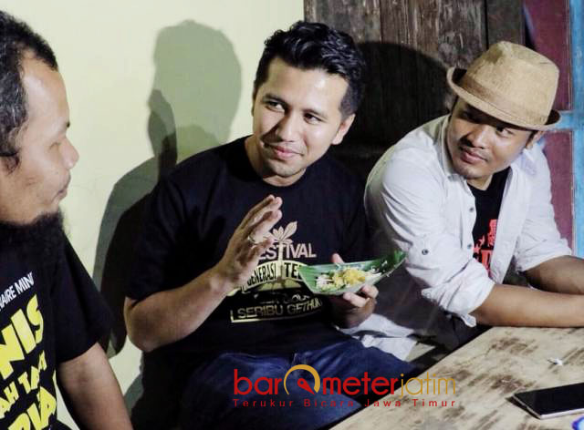 Kala Emil Diarak Naik Reog dan Menikmati Gethuk Ponorogo