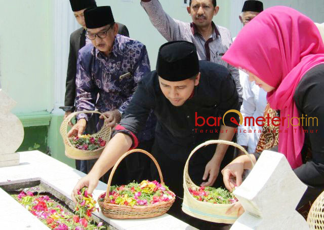 Putri Pendiri NU: Khofifah-Emil Ibarat Tumbu Ketemu Tutup!