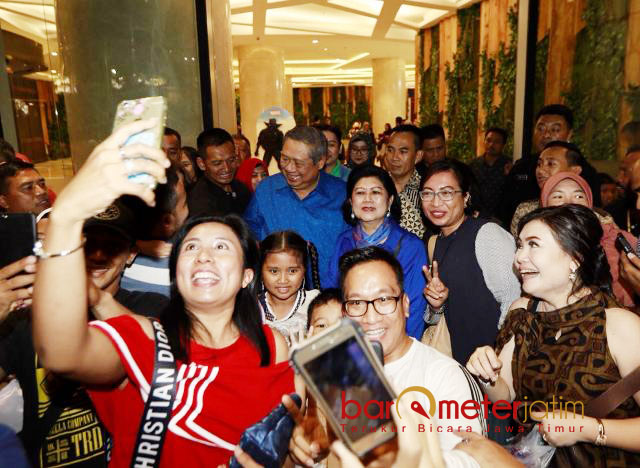 Malam Minggu di Mall, SBY Disambut Serasa Masih Presiden