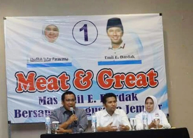 Backdrop Acara Emil Viral, Panitia Tak Teliti dan Minta Maaf