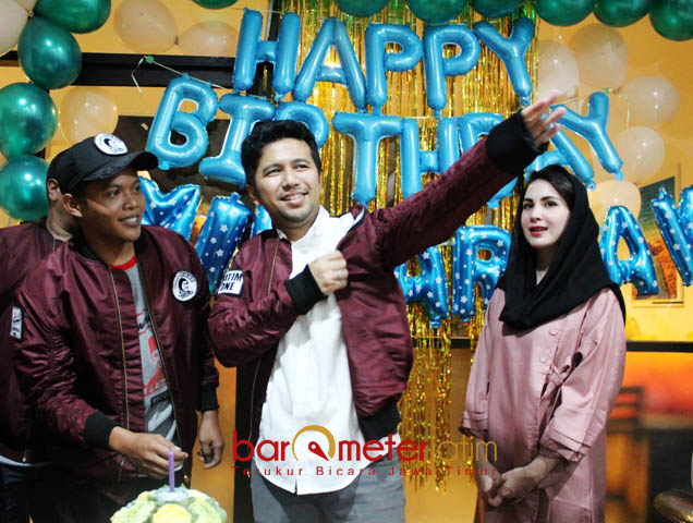 Emil Rayakan Ultah ke-34 Bareng Relawan di Posko Milenial