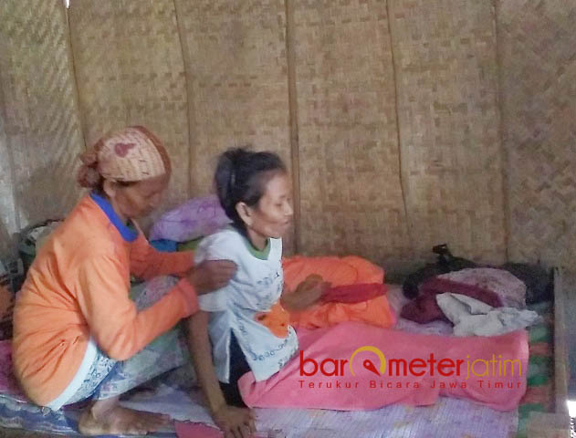 Kisah Pilu Seorang Warga Lamongan 30 Tahun Lumpuh