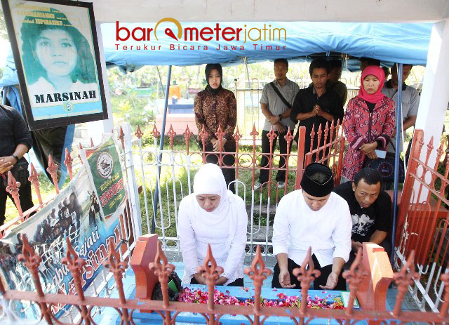 May Day, Khofifah-Emil Ziarah ke Makam Marsinah