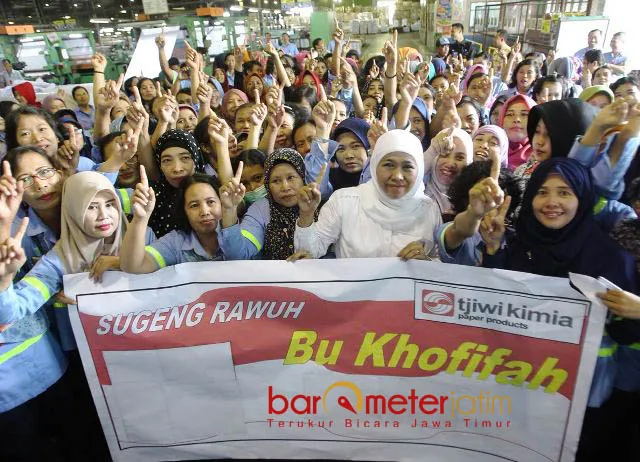 Bersih dari Korupsi, Ribuan Buruh Tjiwi Kimia Pilih Khofifah
