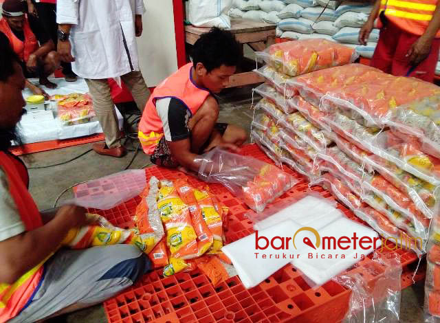 Permudah Daya Beli, Bulog Jatim Produksi Beras Sachet 200 Gram