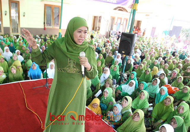 Khofifah Milik Rakyat Jatim, Bukan Petugas Muslimat NU!