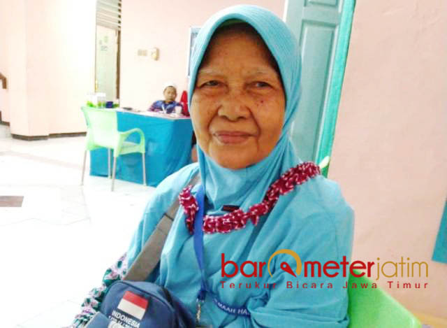 Tarijah, Nenek Penjual Nasi Aking asal Nganjuk Naik Haji