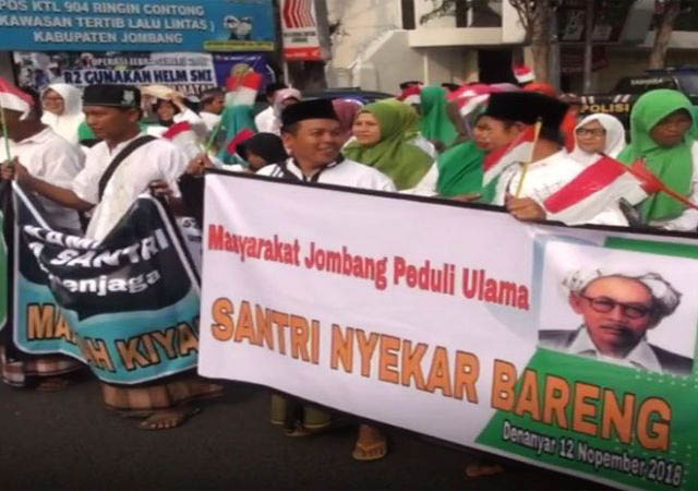 Langkahi Makam Kiai Bisri, Sandi Dinilai Tak Pernah Ngaji